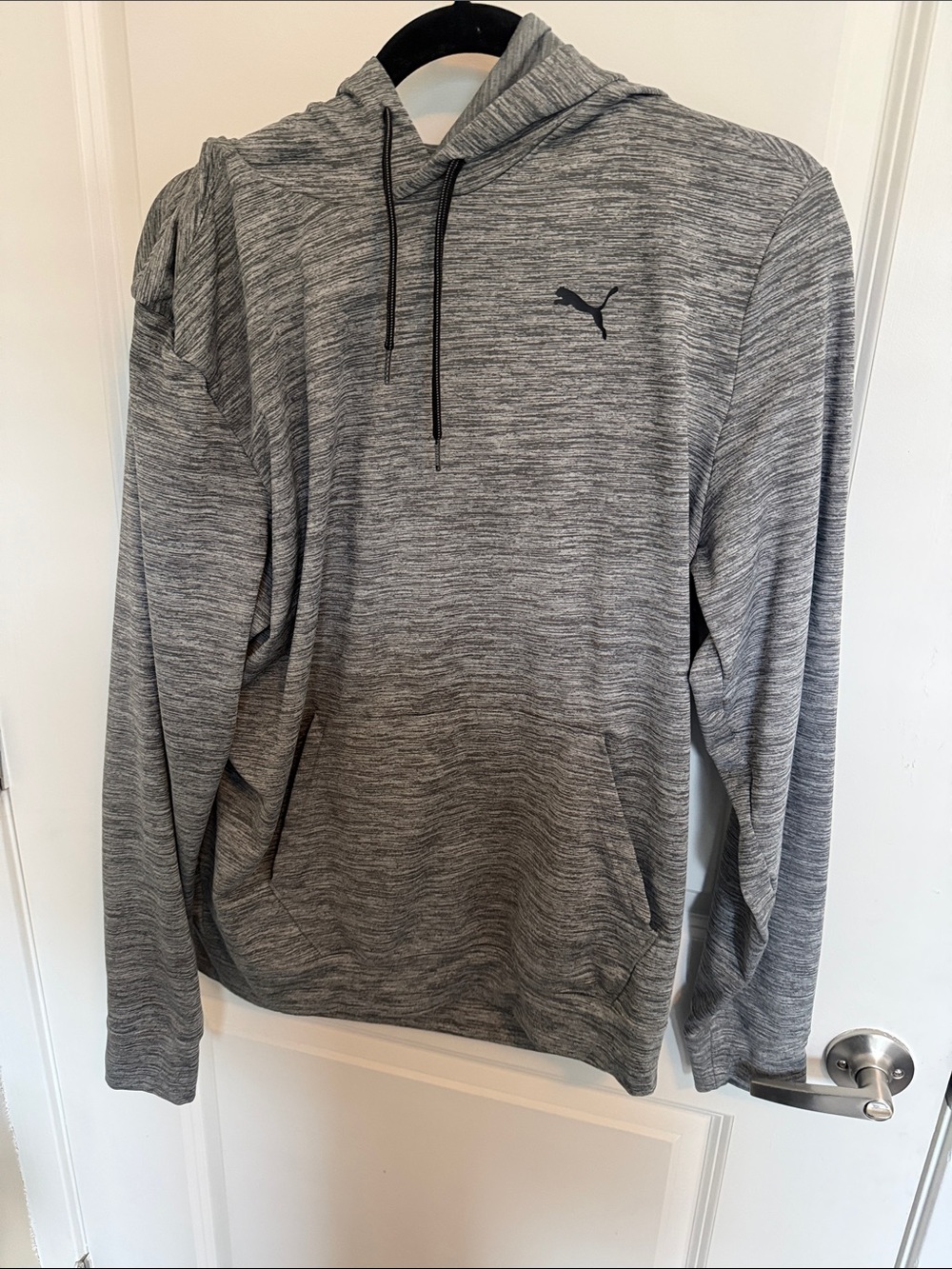 Puma Men's Gray Heather Pullover Hoodie with Black Logo Large EUC